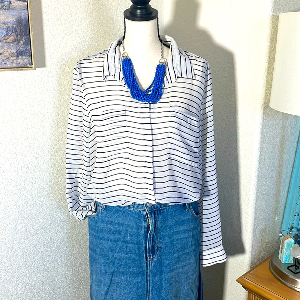 Old Navy Striped Blouse - Picture 3 of 8